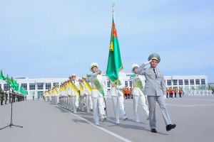 Uçurymlar,  ýollaryňyz ak bolsun!