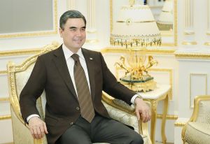 Ulag we üstaşyr hyzmatdaşlygy ösdürmäge bagyşlanan halkara maslahata gatnaşyjylara