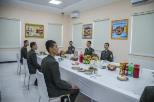 «ÝAŞLAR HER BIR IŞDE ÖŇBAŞÇY BOLMALYDYRLAR»