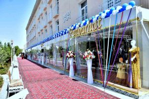 Ýokary hilli, bäsdeşlige ukyply türkmen dokma önümleri