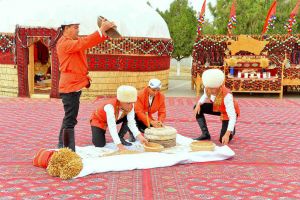 Ýurdumyzda Hasyl toýy giňden tutuldy